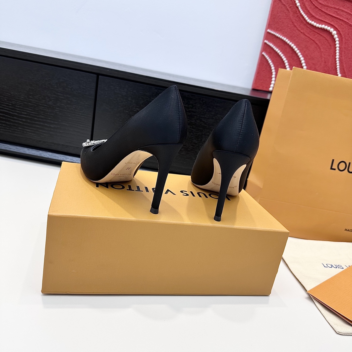 Women's high heels